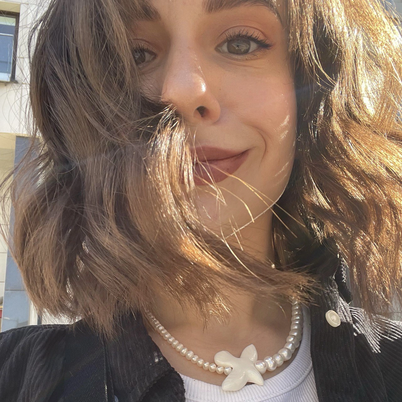 Оля Ланцанова